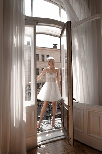 Olivia Bottega Rakel #1 frontface vertical thumbnail