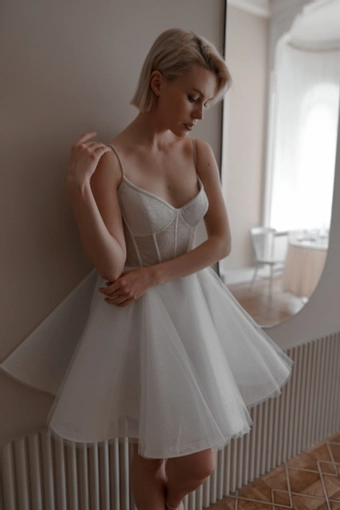 Olivia Bottega Rakel #6 frontface vertical thumbnail