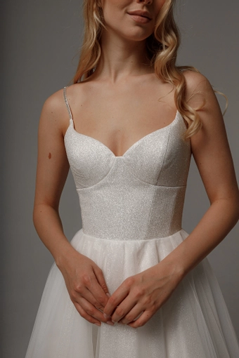 Olivia Bottega Rakel 2 Midi #3 frontface vertical cropped thumbnail