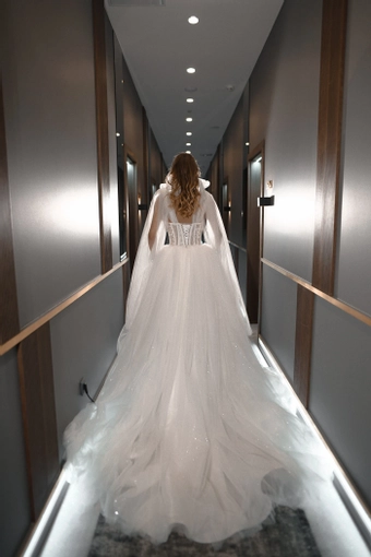 Olivia Bottega Romanica #8 default backface vertical thumbnail