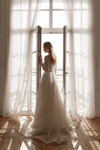 Sabrina Olivia Bottega #7 backface vertical thumbnail