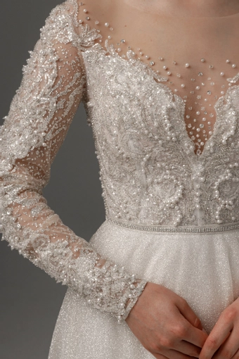 Sabrina Olivia Bottega #27 frontface vertical cropped thumbnail