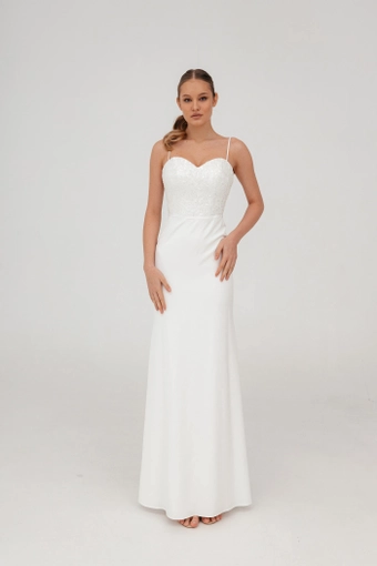 Olivia Bottega Selena #1 frontface vertical thumbnail