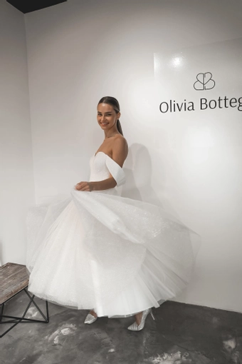 Olivia Bottega Soul Midi #1 frontface vertical thumbnail