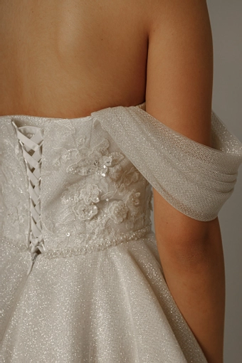 Olivia Bottega Sylth #17 backface vertical cropped thumbnail