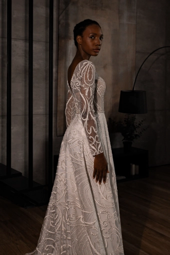 Olivia Bottega Toba #10 vertical cropped thumbnail
