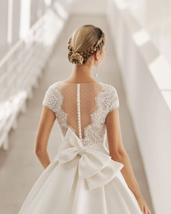 Rosa Clara Style 6A86 #2 backface vertical cropped thumbnail