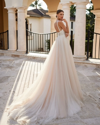 Rosa Clara Style #8A47 #1 default backface vertical thumbnail