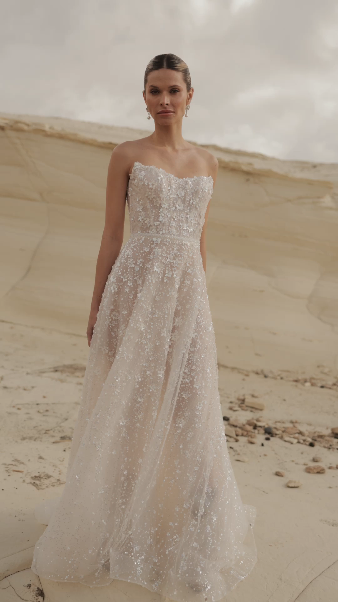 Selestia S10152 #1 autoplay loop mute thumbnail