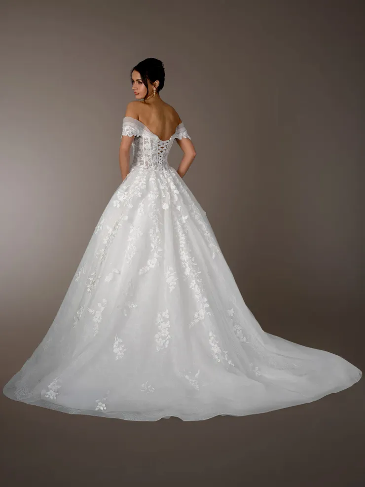 Stella Couture Style #26610