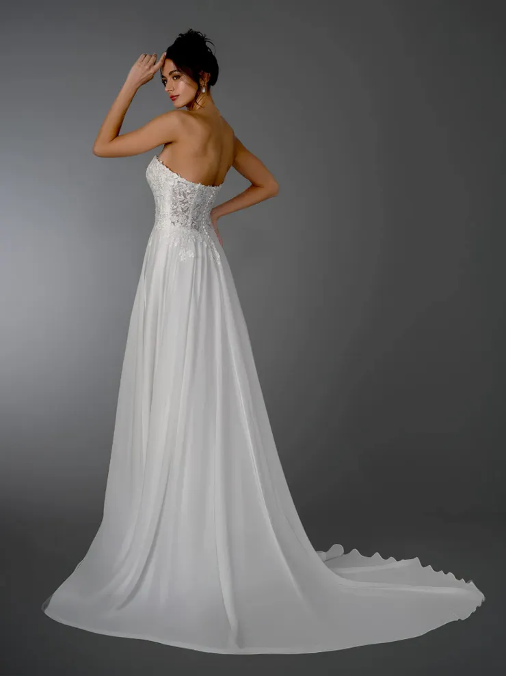 Stella Couture Style #26512