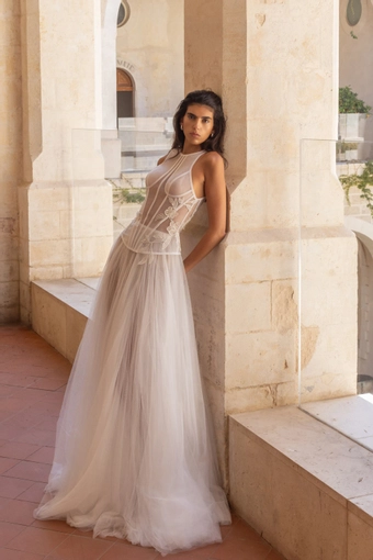 Liz Martinez Aurelie #1 frontface vertical thumbnail