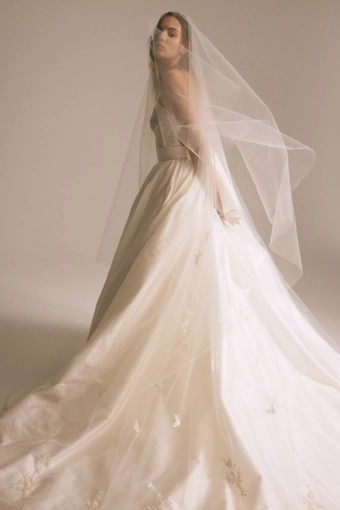 Nouvelle Amsale #Pepper Veil #2 vertical thumbnail