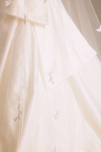 Nouvelle Amsale #Pepper Veil #10 vertical cropped thumbnail