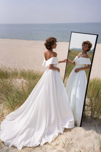 Gabbiano Bridal G1216 #2 default backface vertical thumbnail