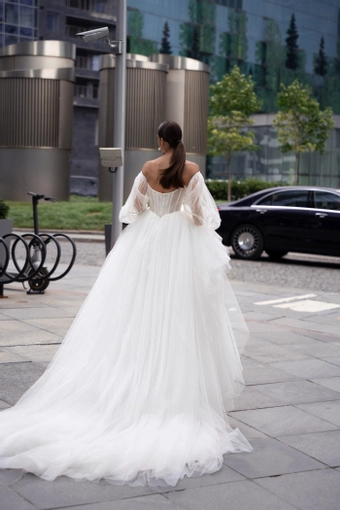 Gabbiano Bridal J7518 #4 default backface vertical thumbnail