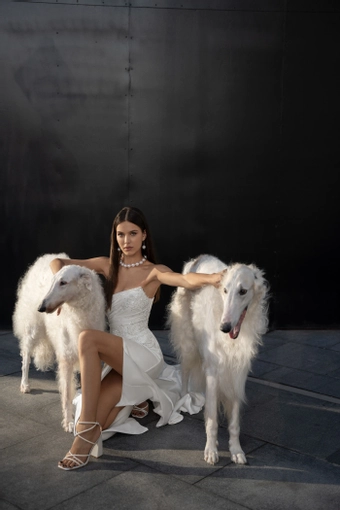 Gabbiano Bridal J7533 #1 frontface vertical thumbnail