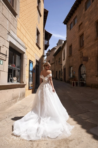 Gabbiano Bridal S3509 #2 default backface vertical thumbnail