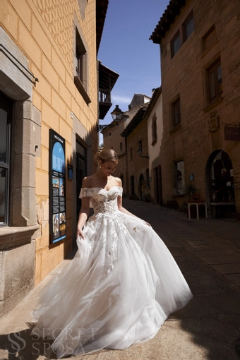 Gabbiano Bridal S3509 #0 default frontface vertical thumbnail