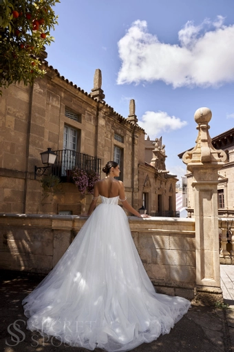 Gabbiano Bridal S3511 #1 default backface vertical thumbnail