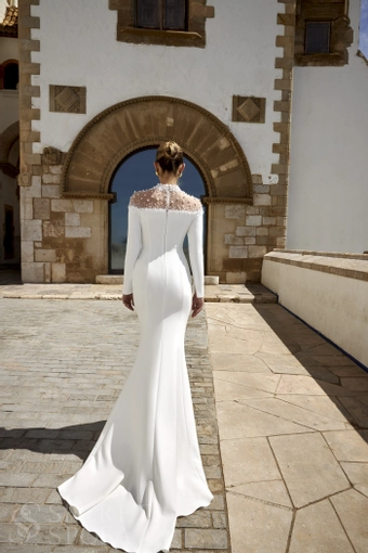 Gabbiano Bridal S3512 #2 backface vertical thumbnail