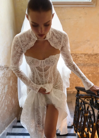 Eden Aharon Style #Doriana #3 frontface vertical cropped thumbnail