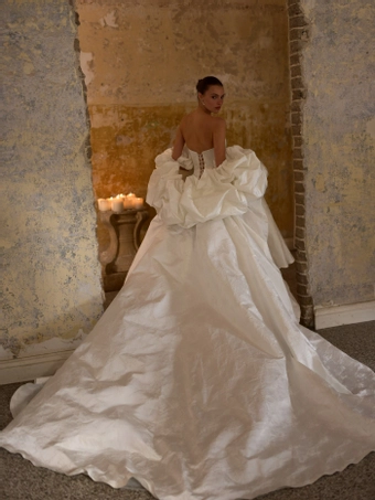 Eden Aharon Style #Isabella #2 default backface vertical thumbnail