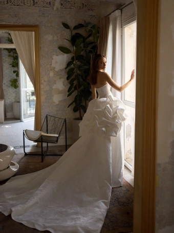 Eden Aharon Style #Margaret #1 default backface vertical thumbnail