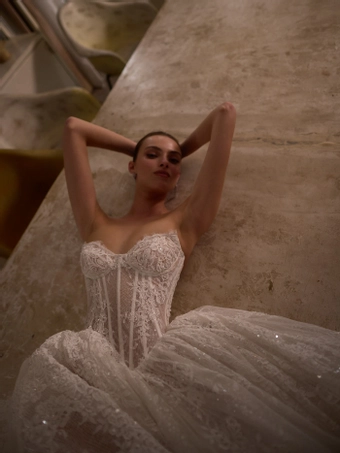 Eden Aharon Style #Rebeka #2 frontface vertical cropped thumbnail