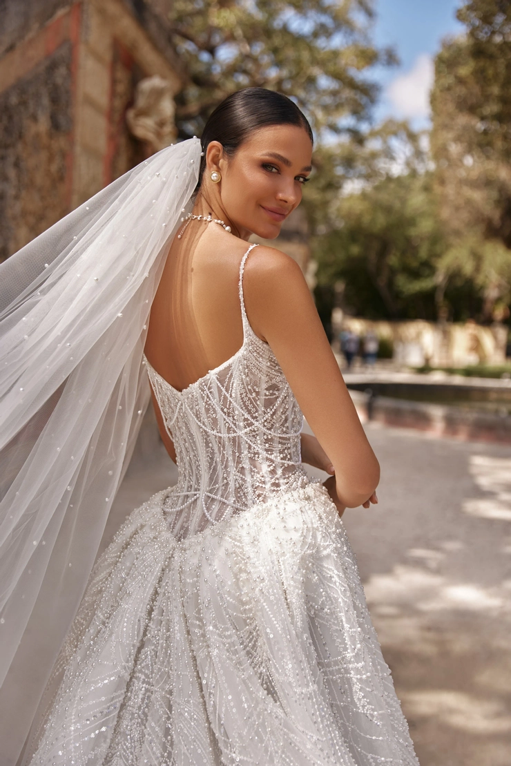Oksana Mukha Style #2402 #10 backface vertical cropped picture