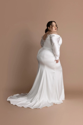 Laudae Grace #9 backface vertical thumbnail