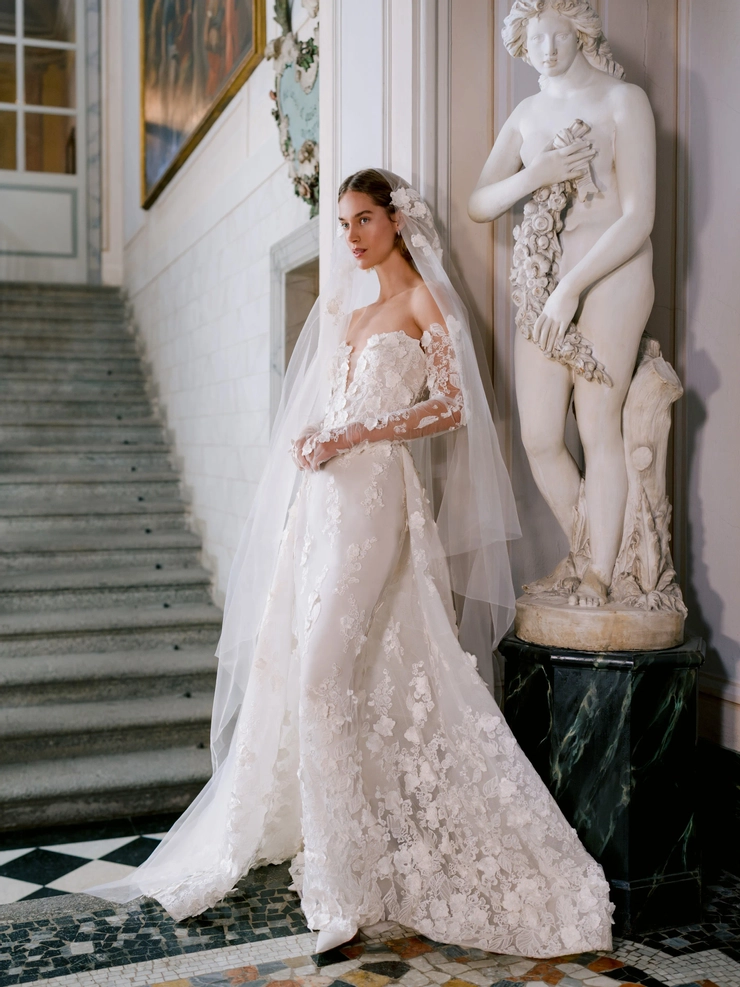 Monique Lhuillier | JJ Kelly Bridal
