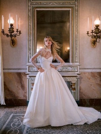 Monique Lhuillier #0 default frontface vertical thumbnail