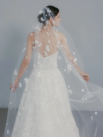 Beccar Style #Aurora #10 backface vertical cropped thumbnail