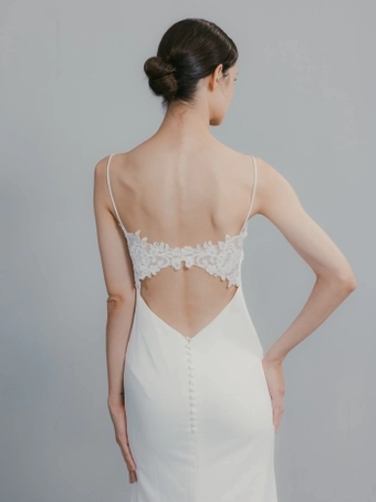 Beccar Style #Blanc #12 backface vertical cropped thumbnail