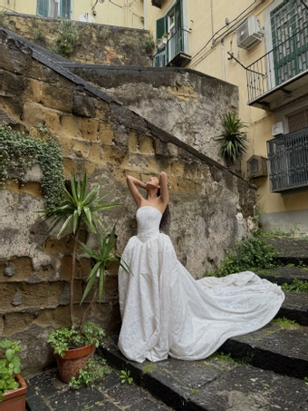 Liz Martinez Donatella #5 frontface vertical thumbnail