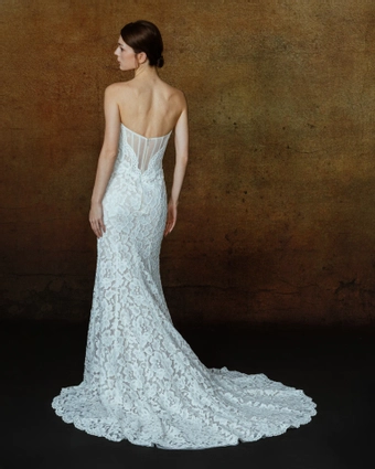 Beccar #Alaia #2 backface vertical thumbnail