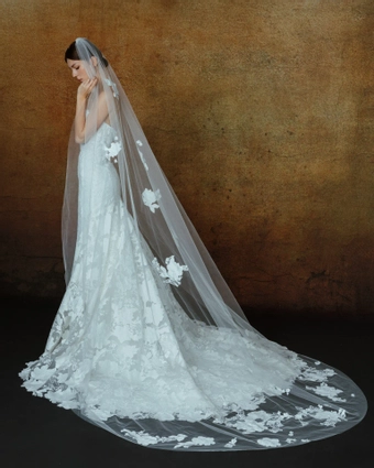 Beccar Style #Margot #2 vertical thumbnail