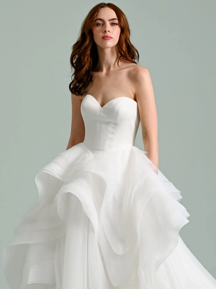 HAYLEY PAIGE - HP62628 | Bella Bianca Bridal HAYLEY PAIGE - HP62628 | Bella Bianca Bridal