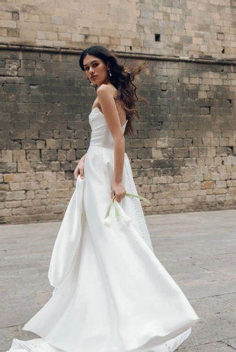 Jenny by Jenny Yoo Marisol #16 vertical thumbnail