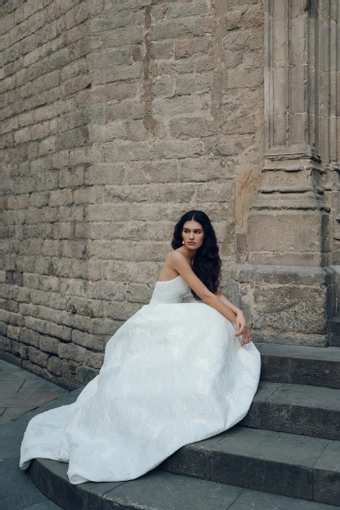 Jenny by Jenny Yoo Michelle #4 vertical thumbnail