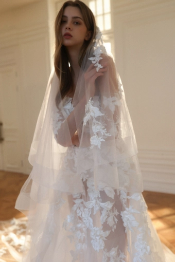 Choie Bridal Bellara #9 frontface vertical cropped thumbnail