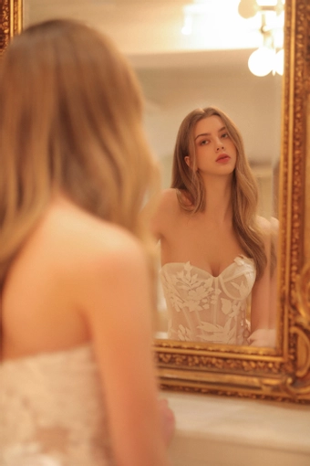 Choie Bridal Iridelle #11 vertical cropped thumbnail