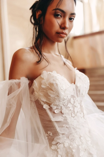 Choie Bridal Isadora #1 frontface vertical cropped thumbnail