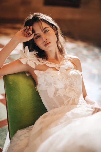 Choie Bridal Lilia #2 frontface vertical cropped thumbnail