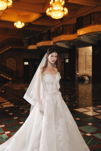 Choie Bridal Mira #0 default frontface vertical cropped thumbnail