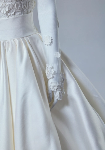 Choie Bridal Style #Quella #3 frontface vertical cropped thumbnail