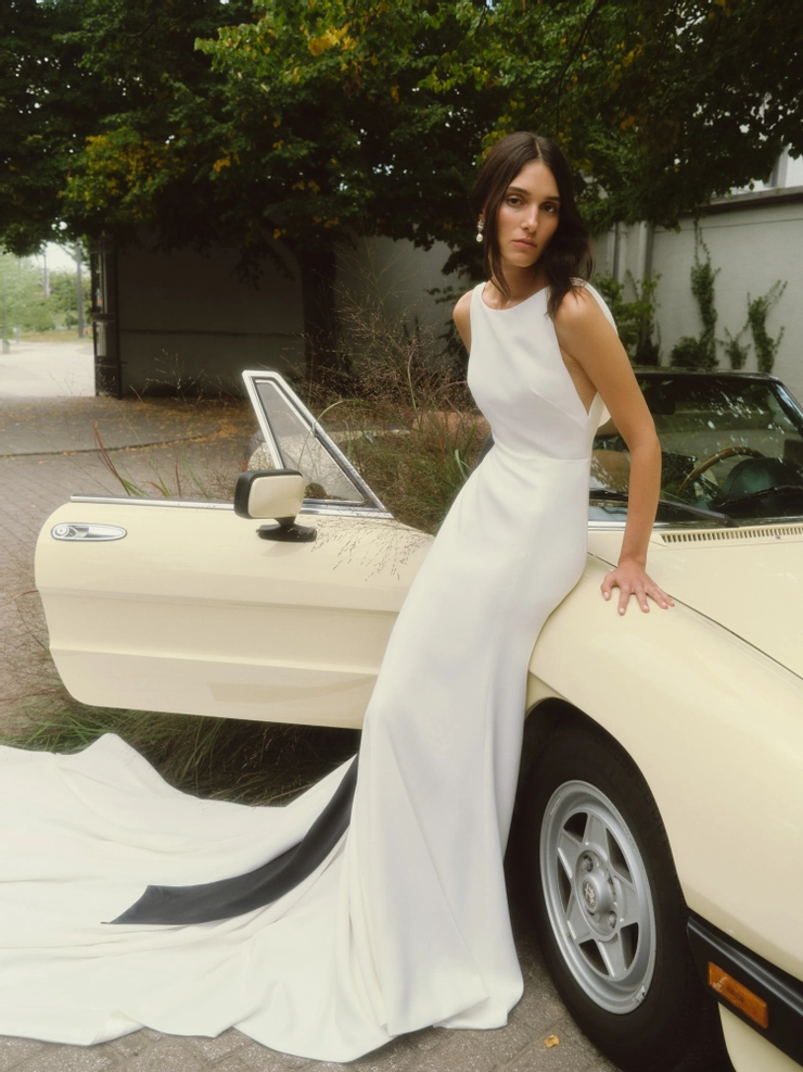 Alyne By Rita Vinieris Fall 2025 Bridal Dresses | Angel Rivera