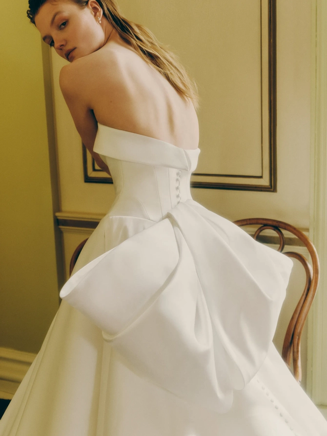 Rivini by Rita Vinieris Style #Wells #2 backface vertical cropped thumbnail