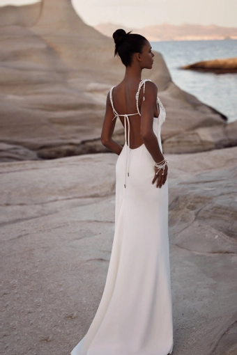 Milla Nova - White and Lace Style #Celestina #2 default backface vertical thumbnail